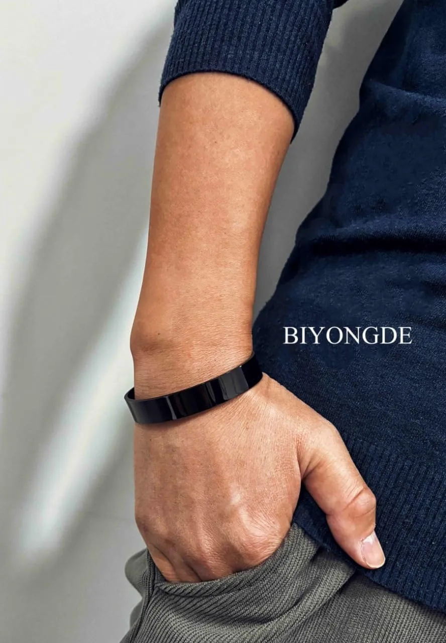 2 PCS Couples cuff bracelet Solid Minimalist Stainless Steel Cuff Bangle Bracelet designed for men women couples lovers