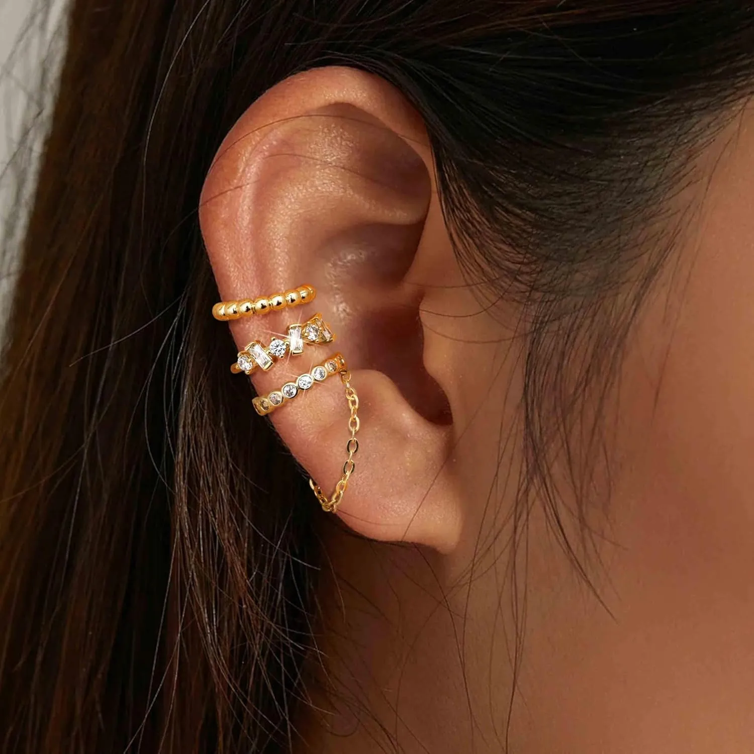 3Pcs Gold Ear Cuff Earrings for Women 14K Gold Plated Small Hoop Earrings Non Piercing Clip on Cartilage Earring Tassel Chain Huggie Small Gold Earrings Tendy Summer Jewelry