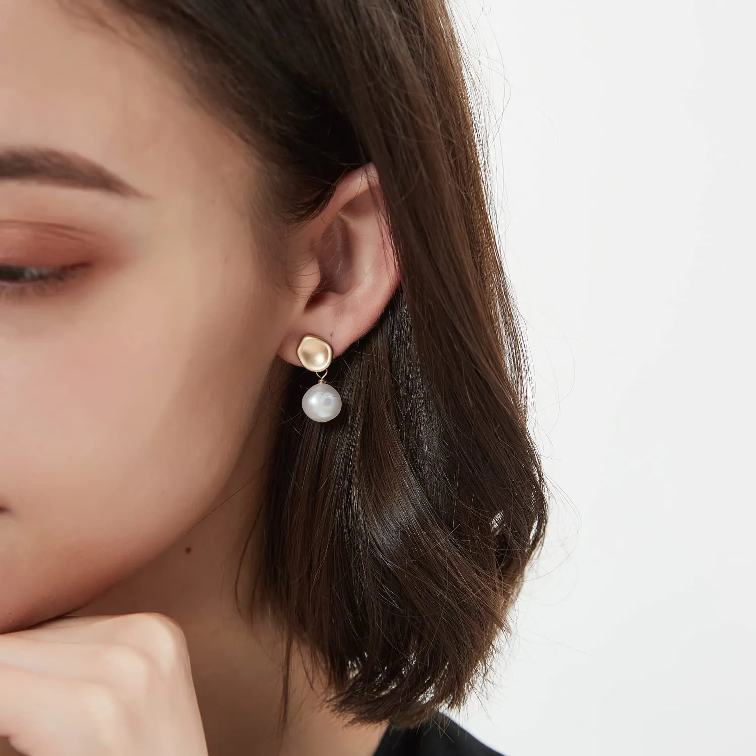 Baroque Pearls Earring Natural Freshwater Pearls Dangle Earrings Gold Pearl Drop Earrings Jewelry S925 with 14K Gold Plated Modern Wedding Eardrop Valentine Birthday Gift for Her