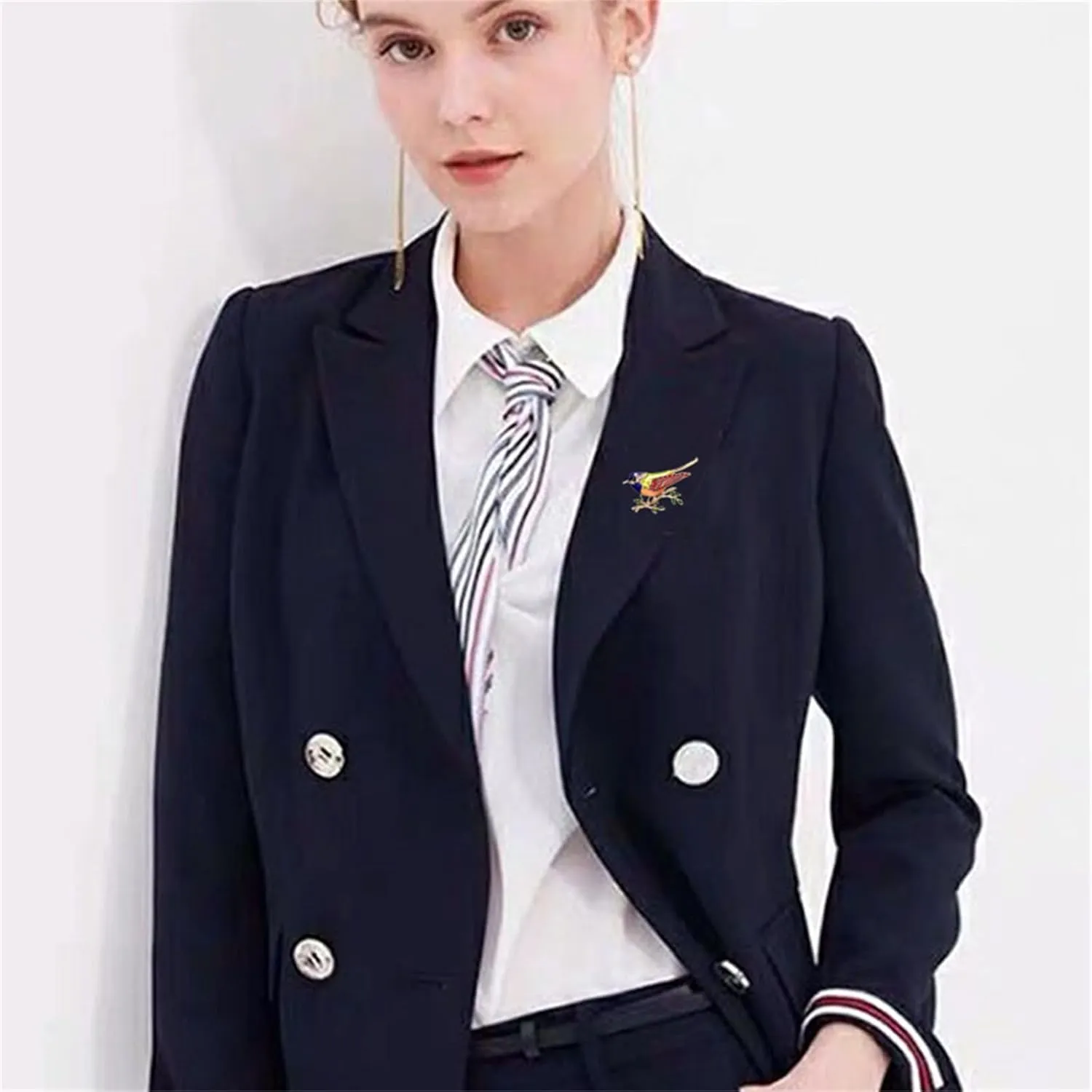 Bird Brooches Pin for Men Women Fashion Elegant Rhinestone Crystal Gold Tone Enameled Hummingbird Sparrow Bird Branch Animal Brooch Lapel Pin Accessory Gift for Banquet Wedding Party