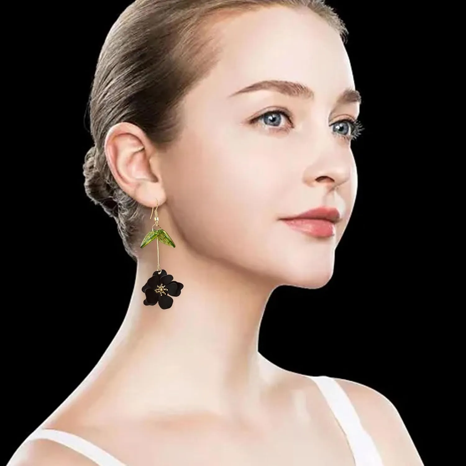 Boho Flower Dangle Earrings Cute Green Leaf Fairy Statement Summer Refreshing Seaside Idyllic Holiday Earrings
