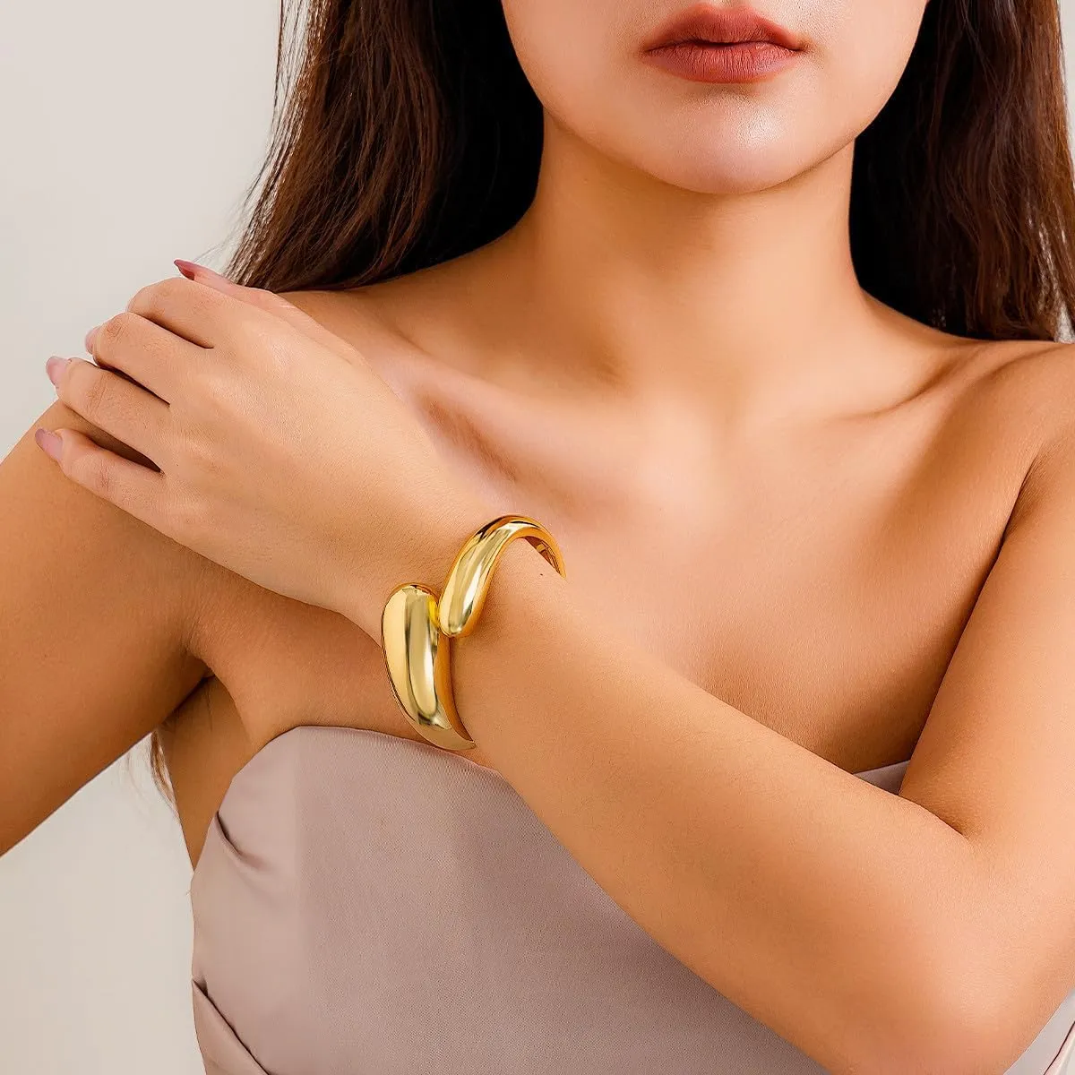 choice of all Gold Bangles for Women Chunky Gold Cuff Bracelet Gold Bracelets Non Tarnish for Women Trendy Jewelry Gifts