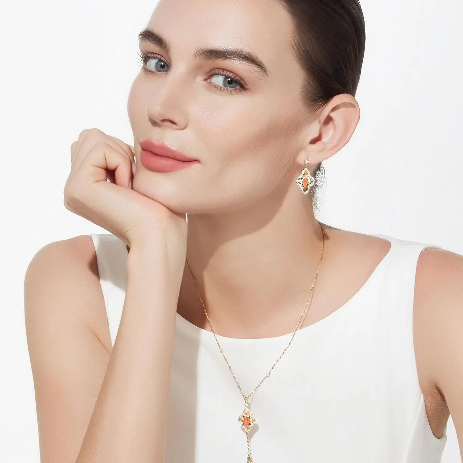 Cicy Bell Four Leaf Clover Dangle Earrings for Women Lucky 18k Gold Plated Cubic Zirconia Trendy Drop Earrings Jewelry Gift