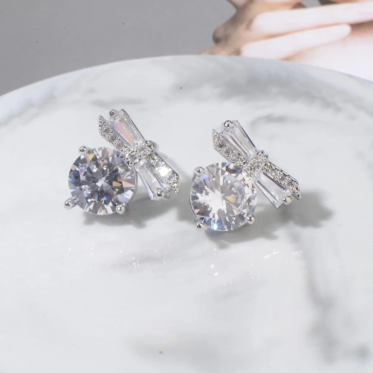 CZ Dangle Earrings for Women Sterling Silver Platinum Plated Halo Clear Round Crystal Cubic Zirconia Rhinestone Pierced Earrings for Wedding Party Prom Elegant Simple Fashion Everyday Jewelry