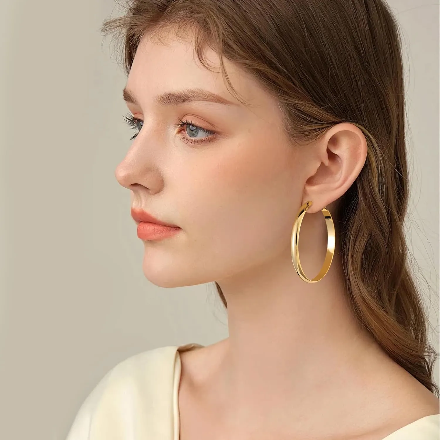 Gacimy Gold Hoop Earrings for Women, 14k Real Gold Plated with 925 Sterling Silver Post, Hypoallergenic Lightweight Thick Hoops Earrings for Women Trendy