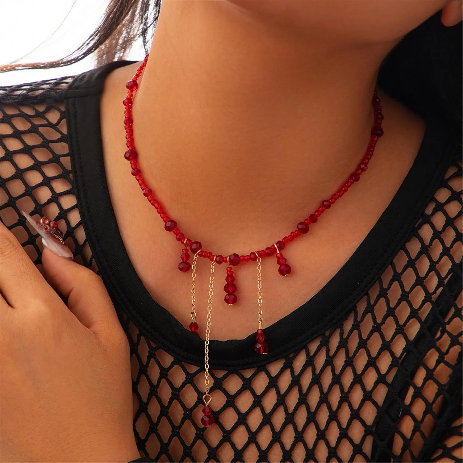 GYRMMUE Gothic Blood Pendant Necklace,Vintage Black Red Crystal Bead Teardrop Necklace Punk Style BloodDripping Choker Goth Vampire Halloween Jewelry