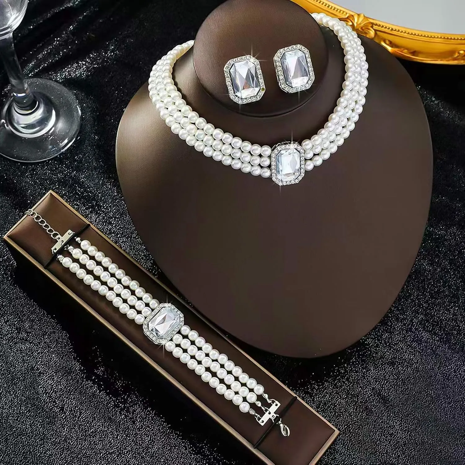 la luen Pearl Bride Wedding Jewelry Set Faux Pearls Crystal Rhinestone Necklace Earrings Bracelet Sets for Women Bridesmaid Wedding Parties Dates Everyday Wear