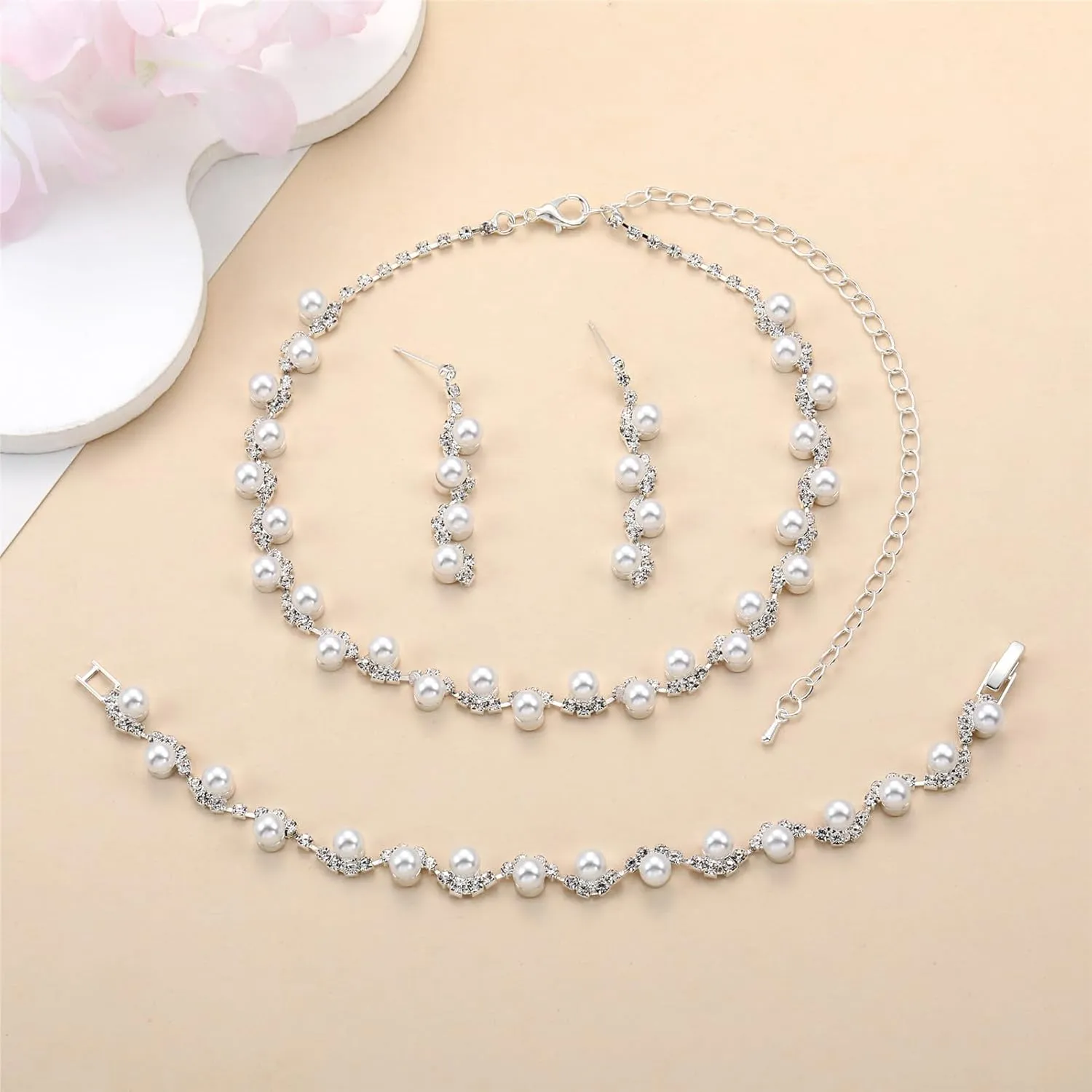 la luen Pearl Bride Wedding Jewelry Set Faux Pearls Crystal Rhinestone Necklace Earrings Bracelet Sets for Women Bridesmaid Wedding Parties Dates Everyday Wear