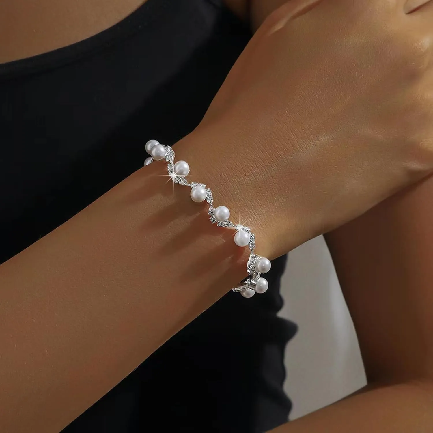 la luen Pearl Bride Wedding Jewelry Set Faux Pearls Crystal Rhinestone Necklace Earrings Bracelet Sets for Women Bridesmaid Wedding Parties Dates Everyday Wear