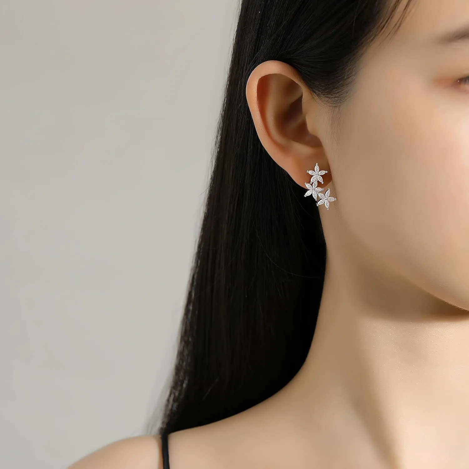 Moissanite Earrings 925 Sterling Silver Plated 18K White Gold Stud Earrings Hypoallergenic Fashion Everyday Dainty Birthday Gifts for Women