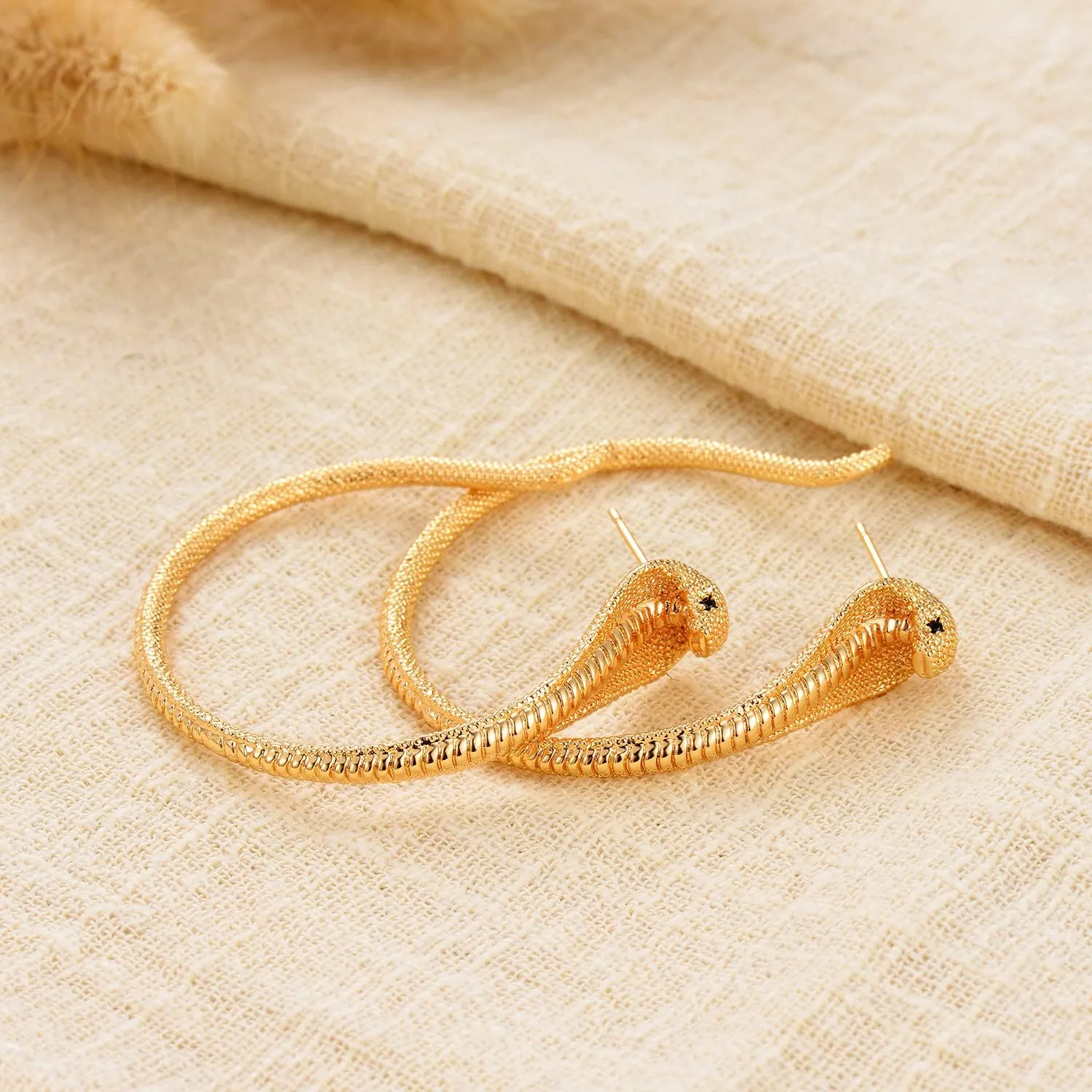 MYEARS Women Hoop Earrings Gold Open C Shape 14K Gold Filled Small Simple Handmade Hypoallergenic Everyday Illusion Jewelry