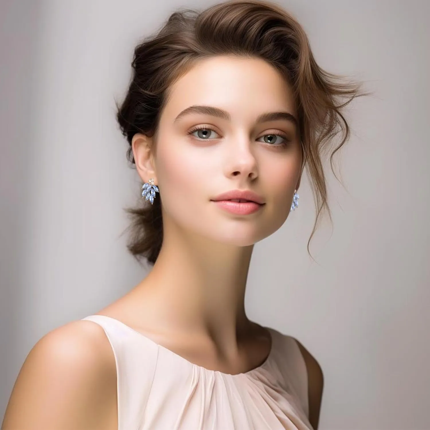 Rhinestone Stud Earrings for Women Small Dainty Crystal Cluster Drop Earrings for Girls Cute Costume Jewelry for Bridal Wedding Party Gift