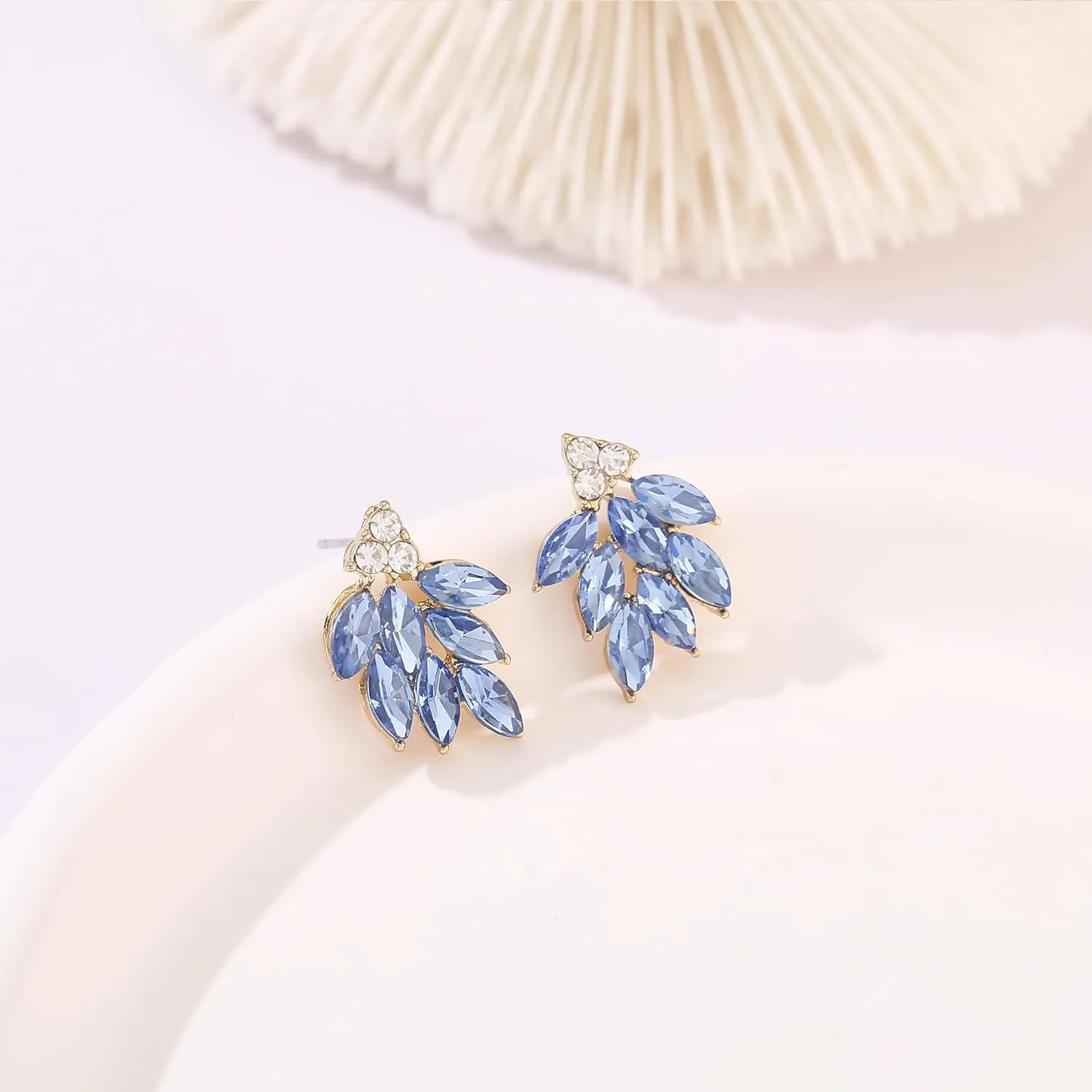 Rhinestone Stud Earrings for Women Small Dainty Crystal Cluster Drop Earrings for Girls Cute Costume Jewelry for Bridal Wedding Party Gift