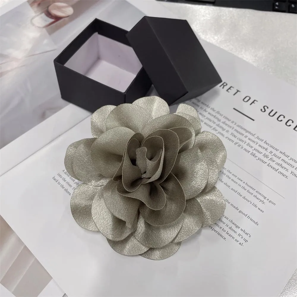 Satin Rose Flower Large Brooch Lapel Pins Handmade Big Fabric Camellia Flower Brooches Pin Classic for Wedding Party Dance Banquet for Women Dress Suit Clothes Accessories JewelryGifts 120mm