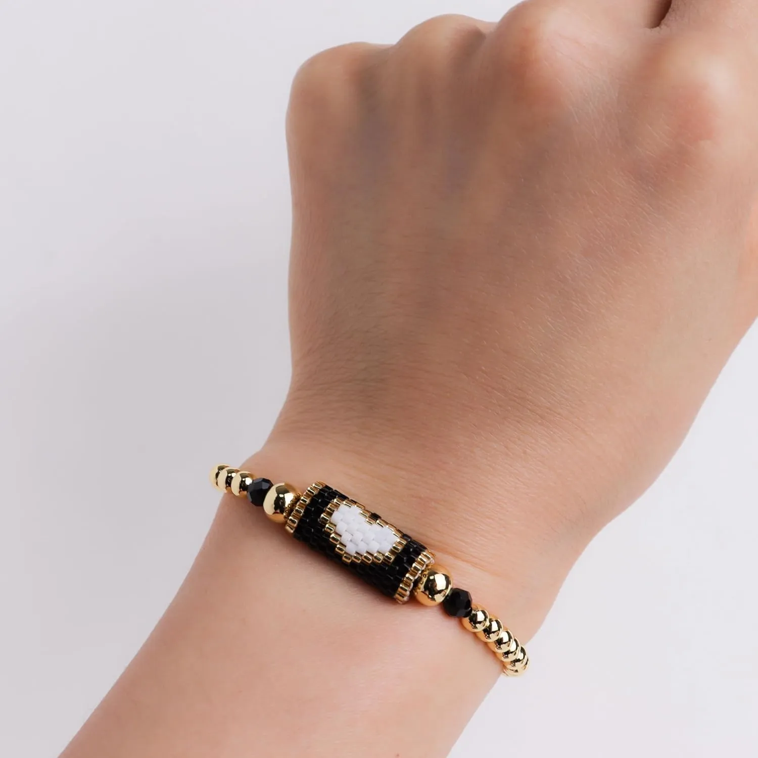 Valentines Day Gold Beaded Heart Adjustable Friendship Bracelet for Women, Handmade Boho Colorful Seed Beads Cute Stacking Bracelets Charm Jewelry Gift