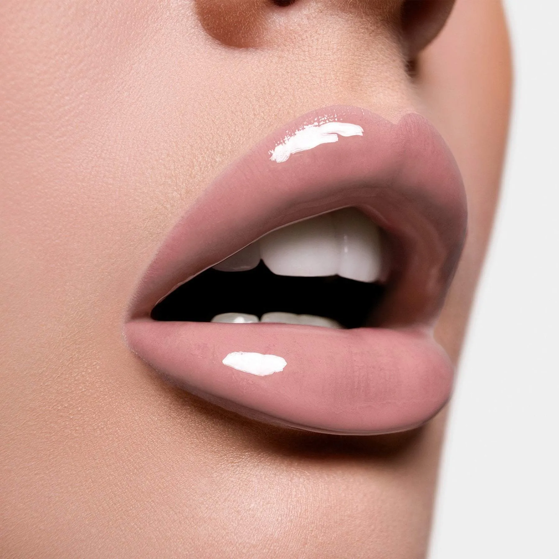 Velvet Gloss Plumper Mini. 71 Erotic (Pale Rose)