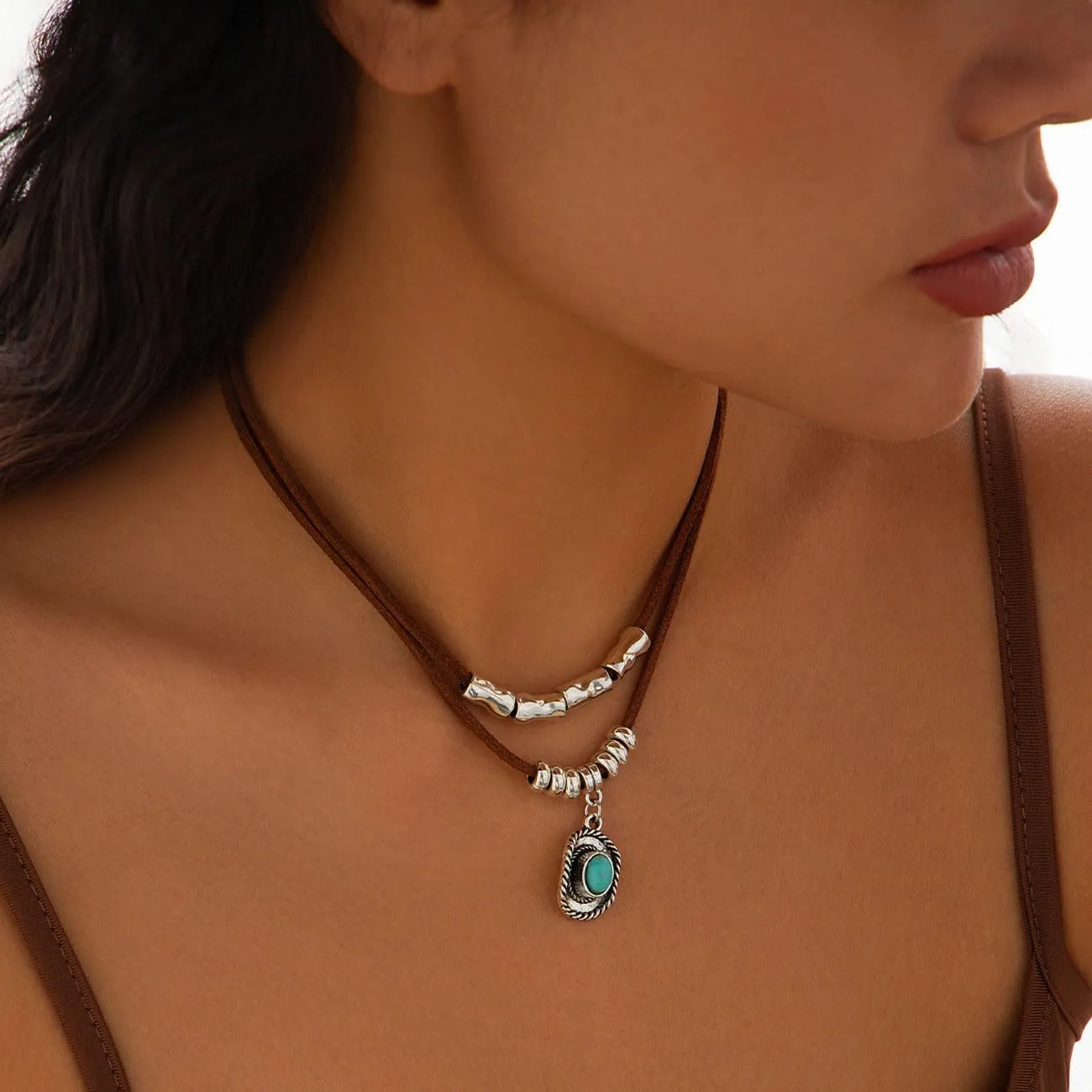 Western Cowboy Hat Boot Necklace for Women Cowgirl Hat Boot Coin Charm Necklaces Leather Choker Necklace Vintage Cowboy Accessories Jewelry