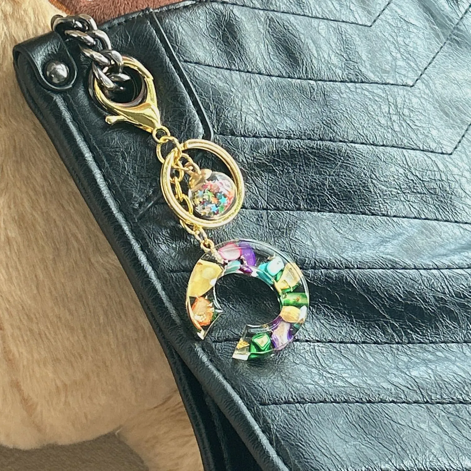 Women Alphabet Initial Letter Keychain Tassel Butterfly Women Pendant Key Ring for Purse Handbags