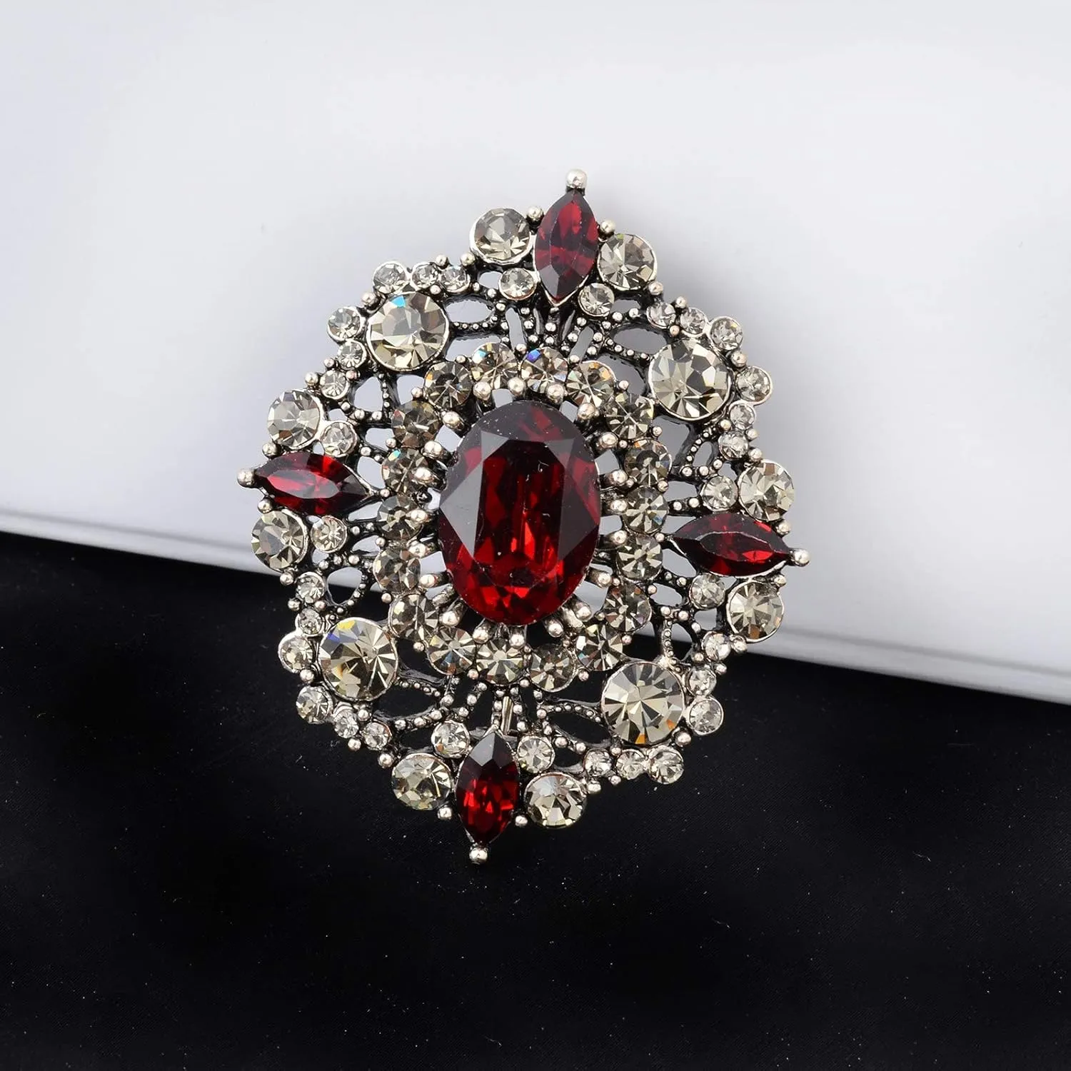 Women's Antique Classic Geometric Oval Shaped Hollowed Out Crystal Flower Filigree Brooch Pin Banquet Wedding Jewelry